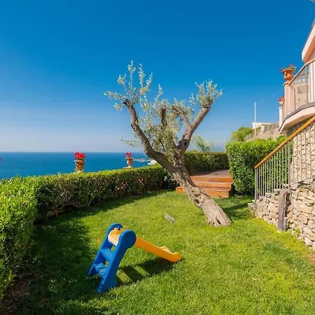 Dependance Con Piscina Paolone House *