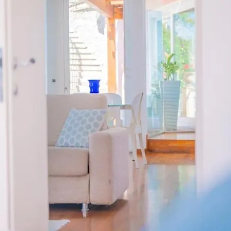 Dependance Con Piscina Paolone House *